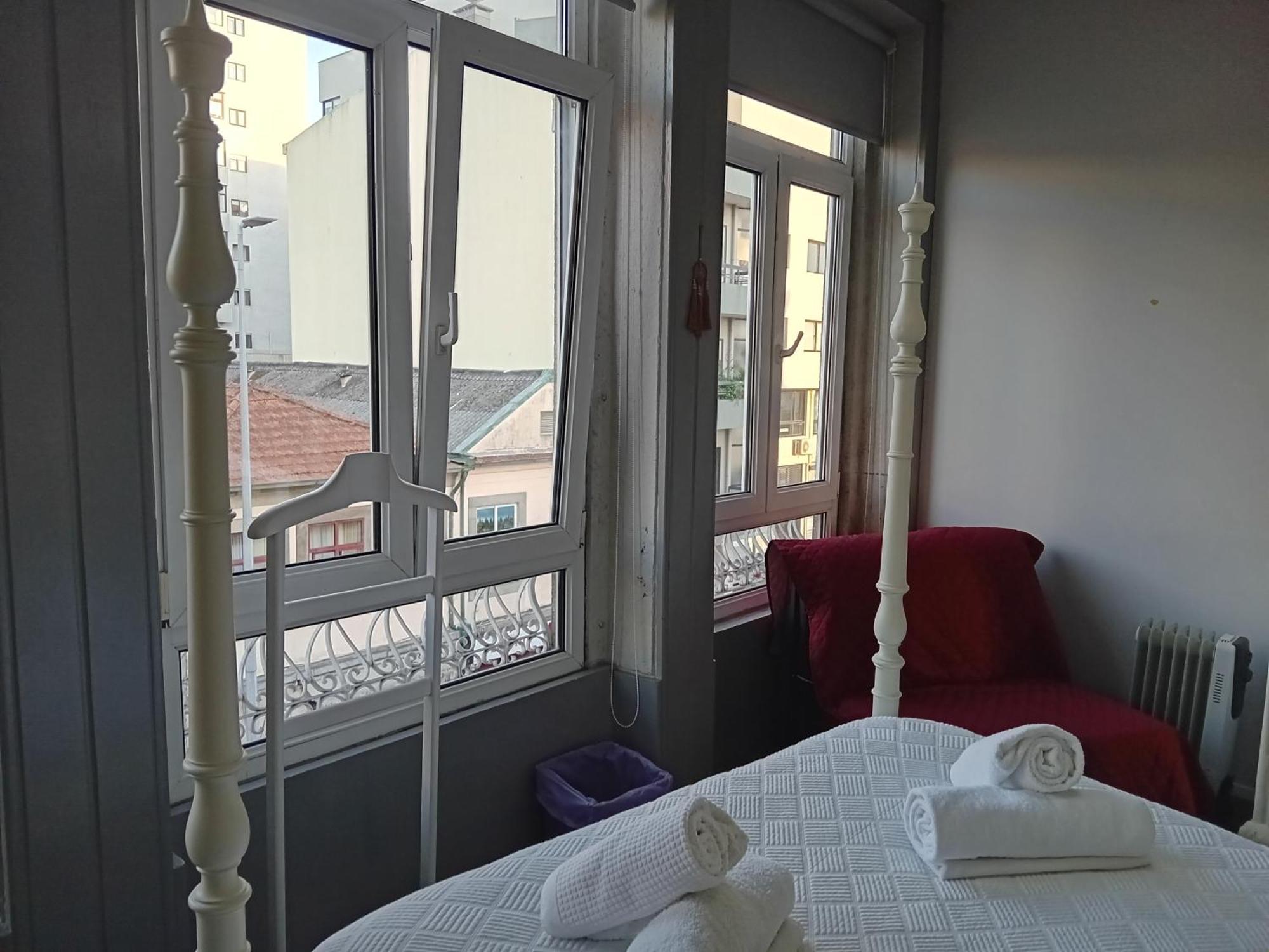 Guest House Antero De Quental Porto Bagian luar foto